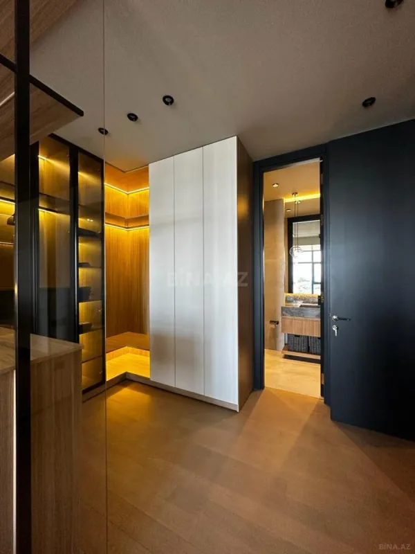 Kirayə verilir 2 otaqlı mənzil 115 m²