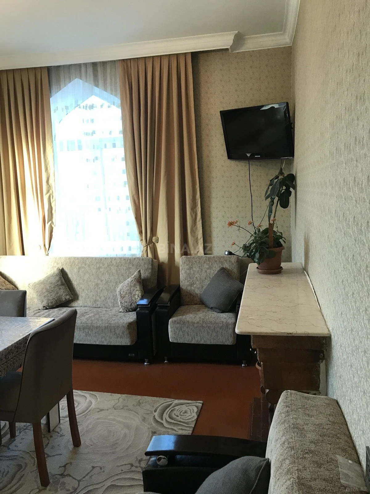 Satılır 2 otaqlı mənzil 57 m²