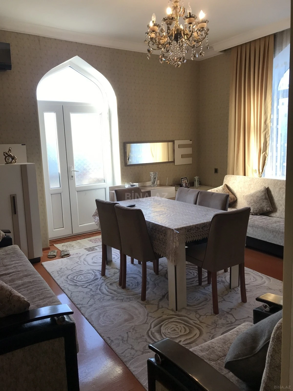 Satılır 2 otaqlı mənzil 57 m²