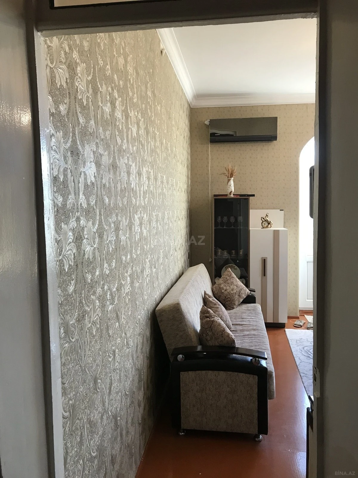 Satılır 2 otaqlı mənzil 57 m²
