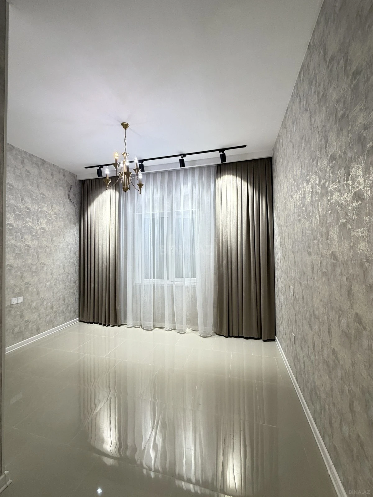 Satılır 4 otaqlı həyət evi 130 m²