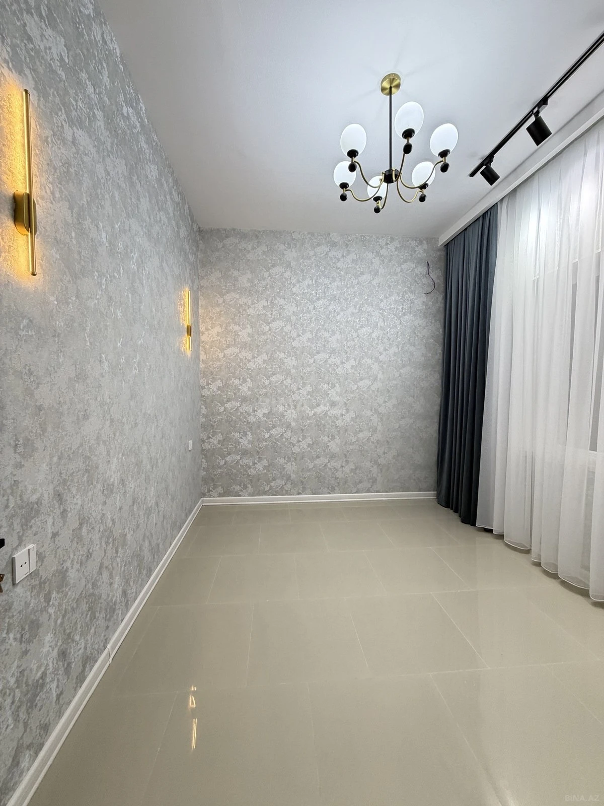 Satılır 4 otaqlı həyət evi 130 m²