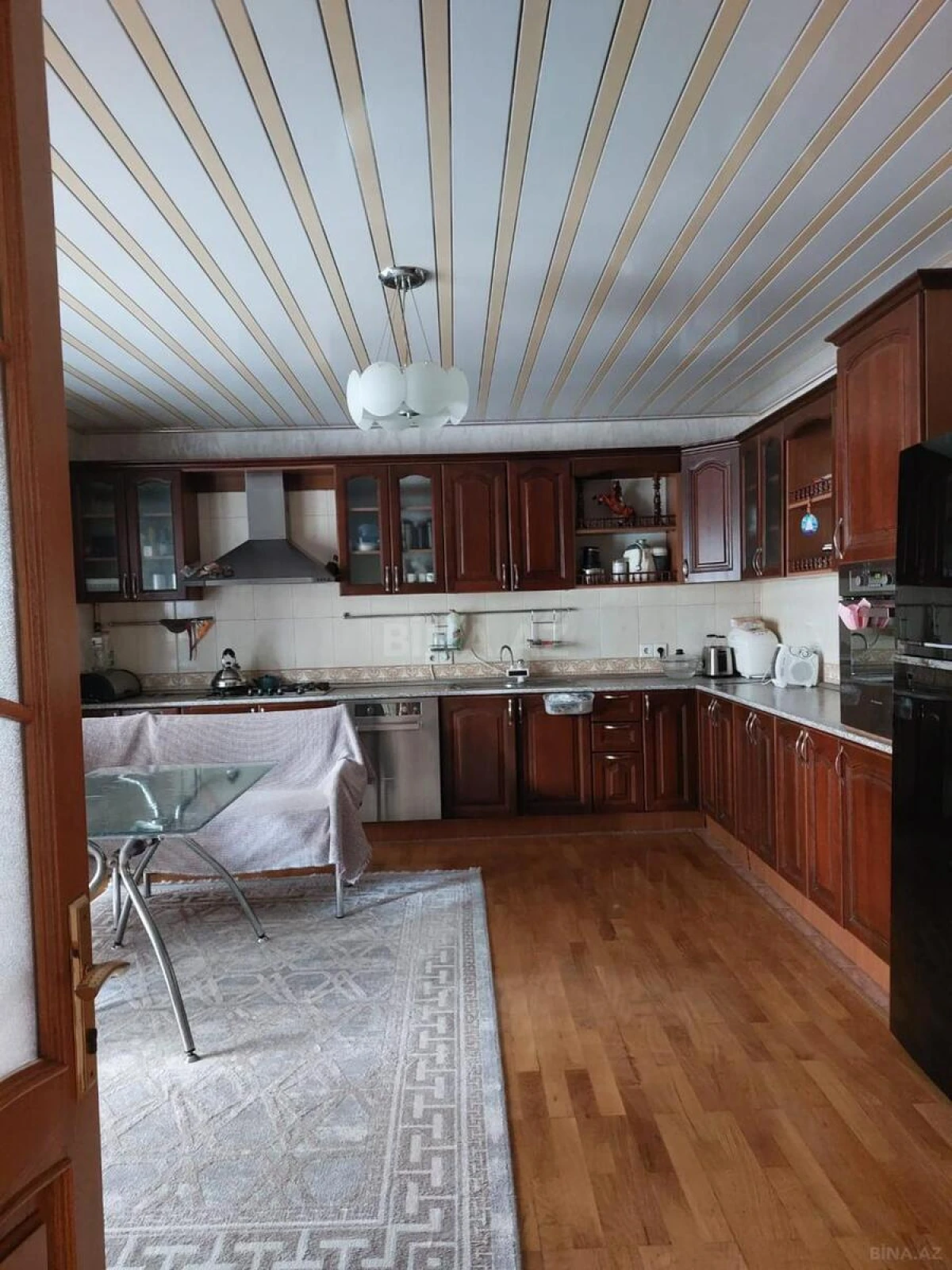 Kirayə verilir 4 otaqlı həyət evi 135 m²