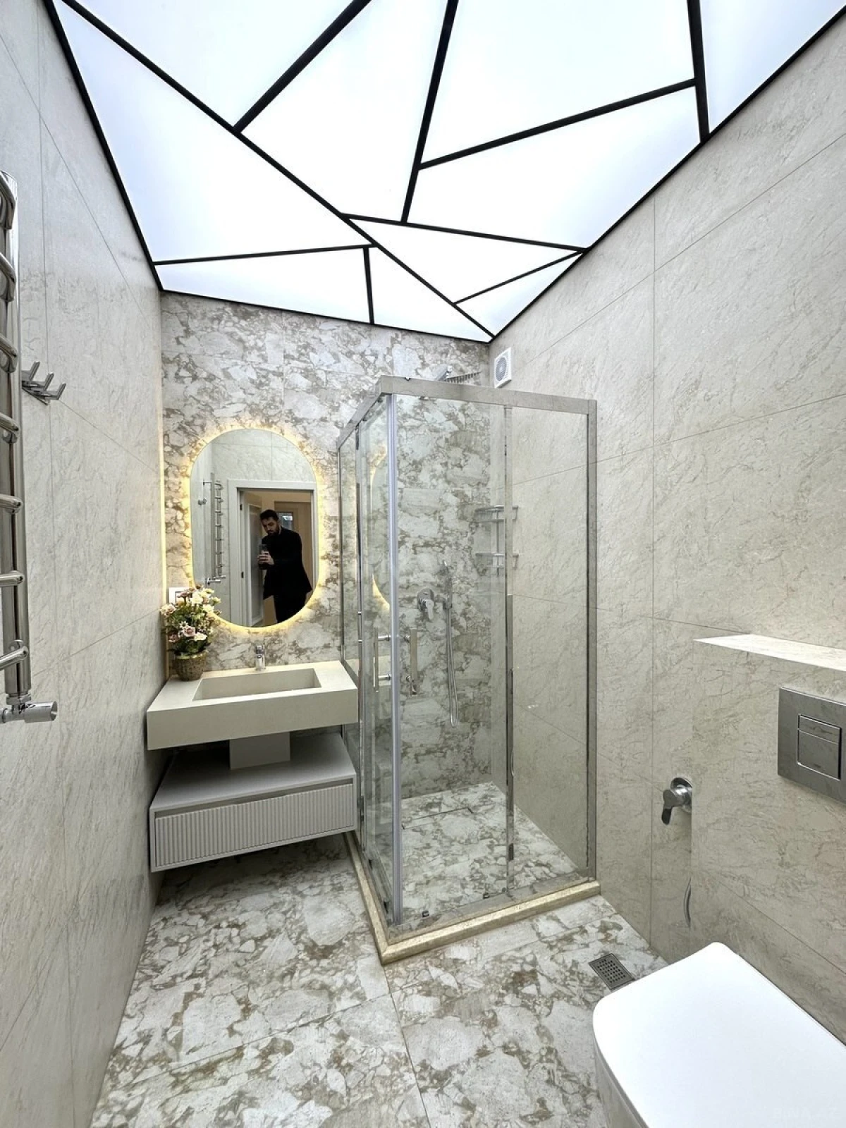 Satılır 3 otaqlı mənzil 113 m²