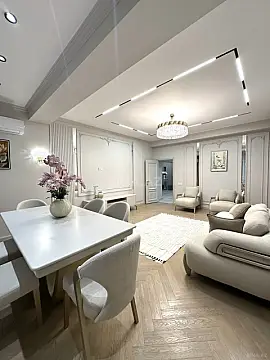Satılır 3 otaqlı mənzil 113 m²