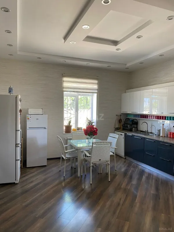 Satılır 7 otaqlı həyət evi 280 m²