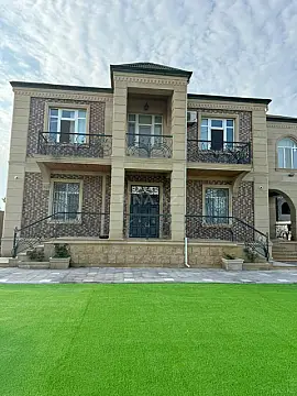 Satılır 7 otaqlı həyət evi 280 m²