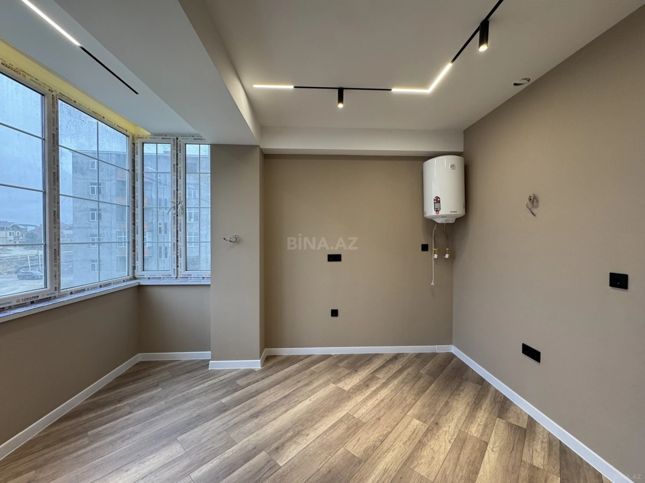 Satılır 3 otaqlı mənzil 73 m²
