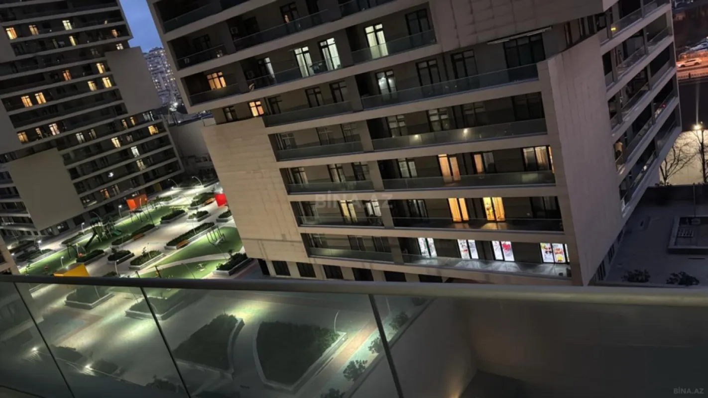 Satılır 3 otaqlı mənzil 110 m²