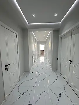 Satılır 4 otaqlı mənzil 144 m²