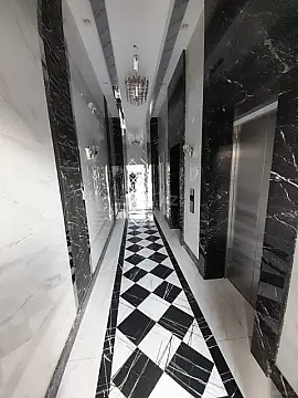 Satılır 3 otaqlı mənzil 172 m²