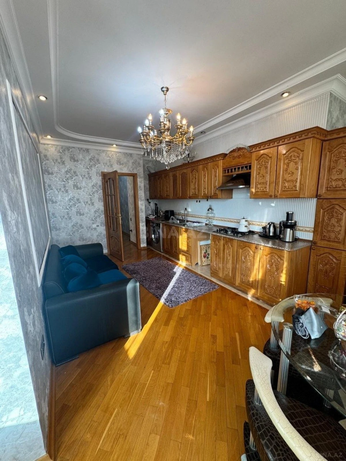 Satılır 3 otaqlı mənzil 150 m²