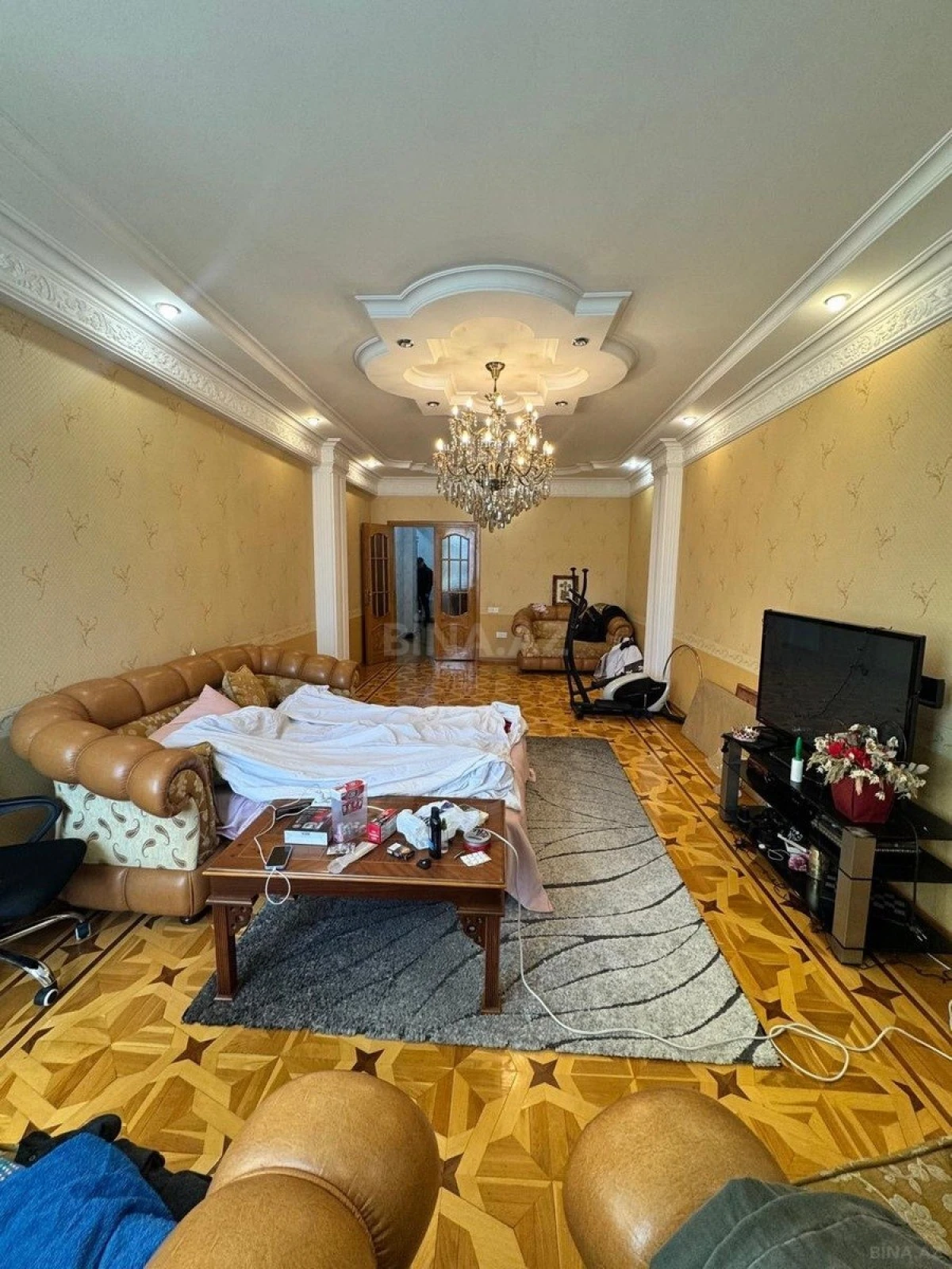 Satılır 3 otaqlı mənzil 150 m²