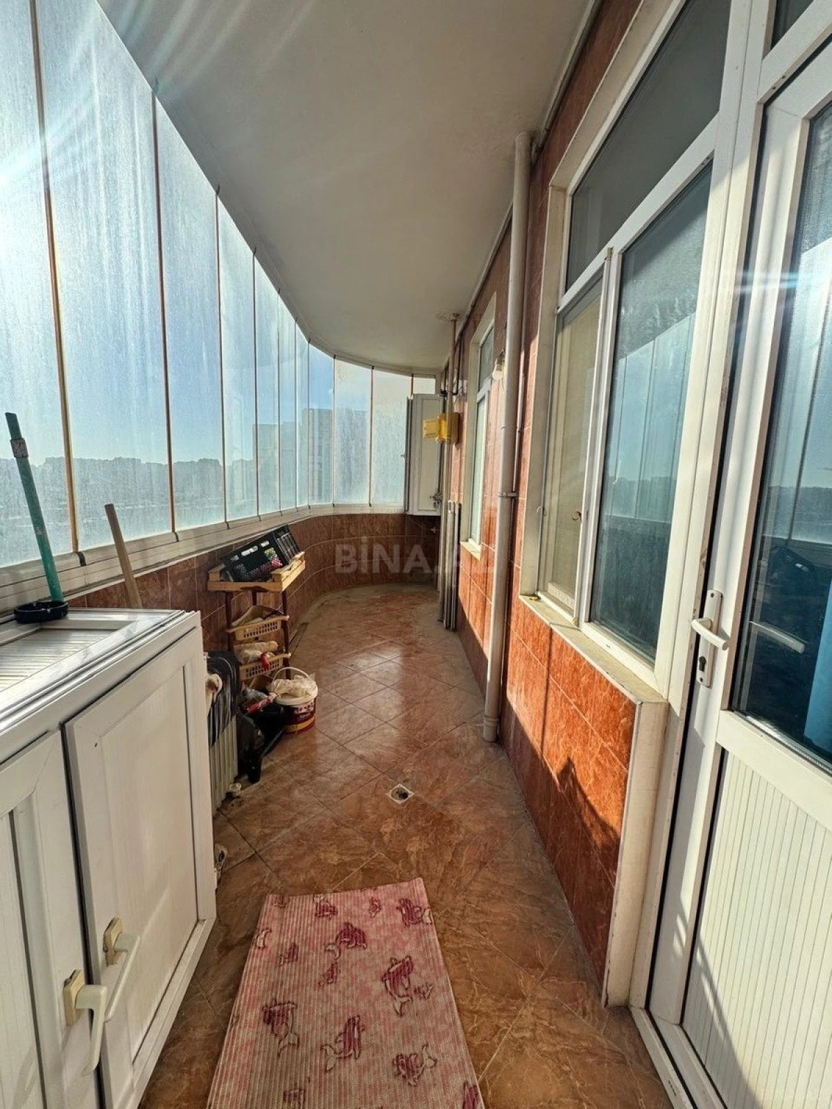 Satılır 3 otaqlı mənzil 150 m²