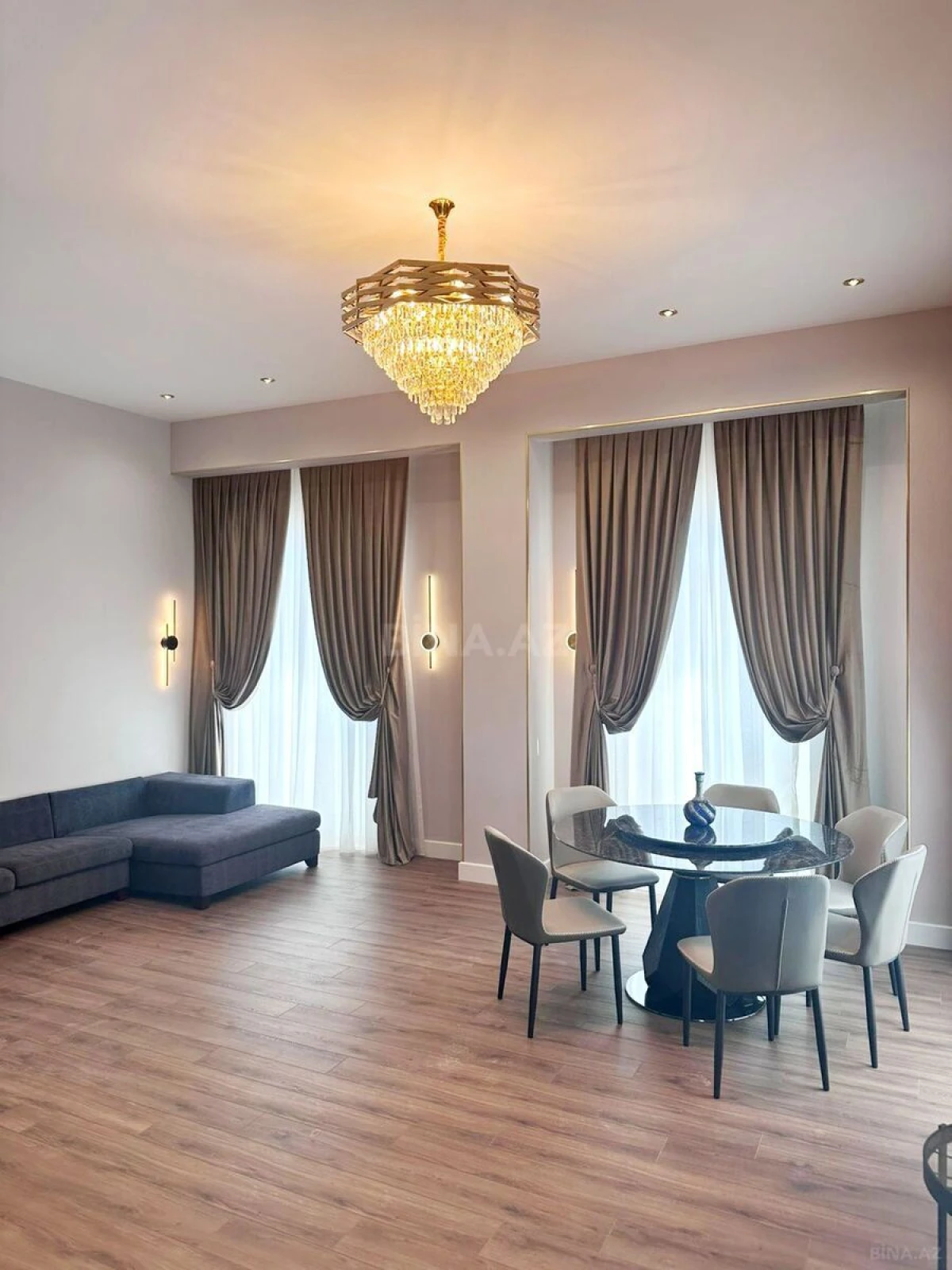 Kirayə verilir 3 otaqlı mənzil 157 m²