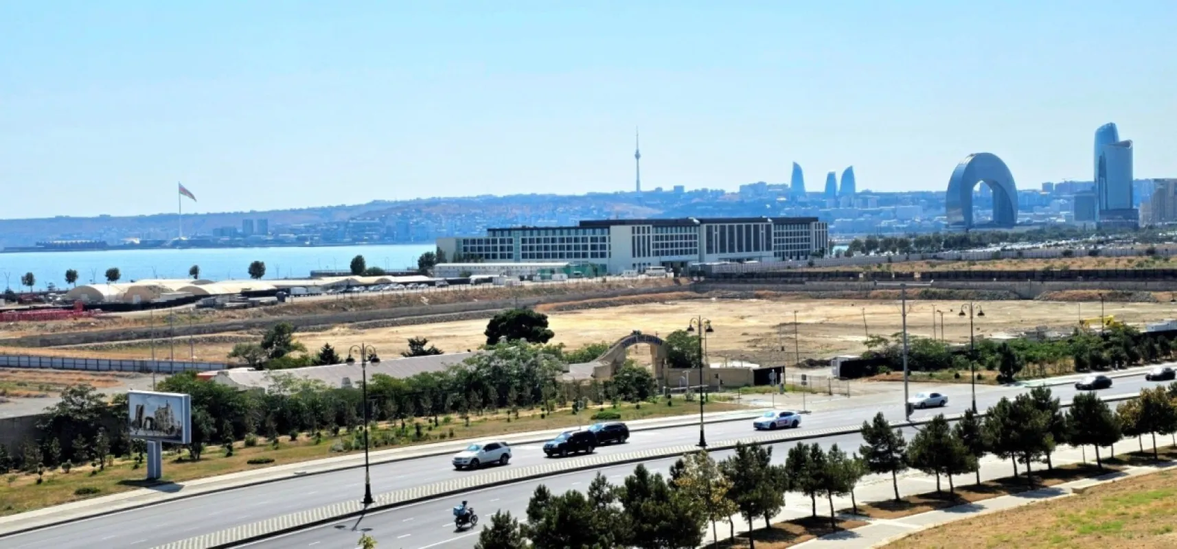 Kirayə verilir 3 otaqlı mənzil 157 m²