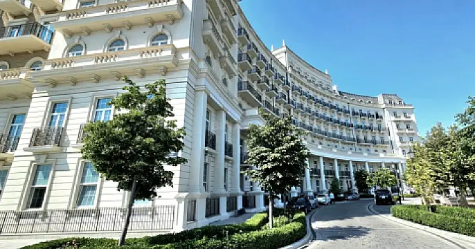 Kirayə verilir 3 otaqlı mənzil 157 m²