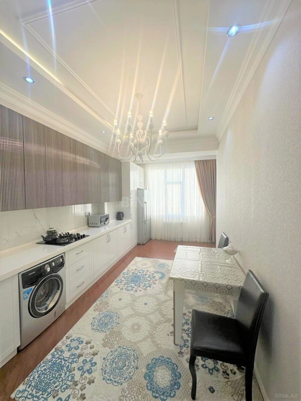 Satılır 3 otaqlı mənzil 117 m²
