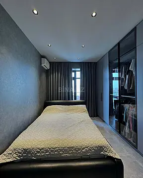 Satılır 3 otaqlı mənzil 148 m²