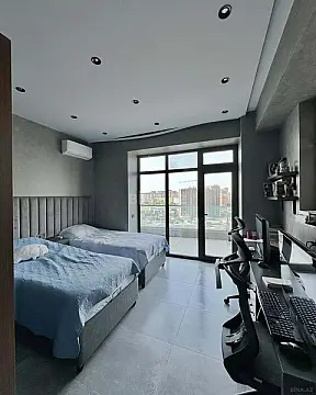 Satılır 3 otaqlı mənzil 148 m²