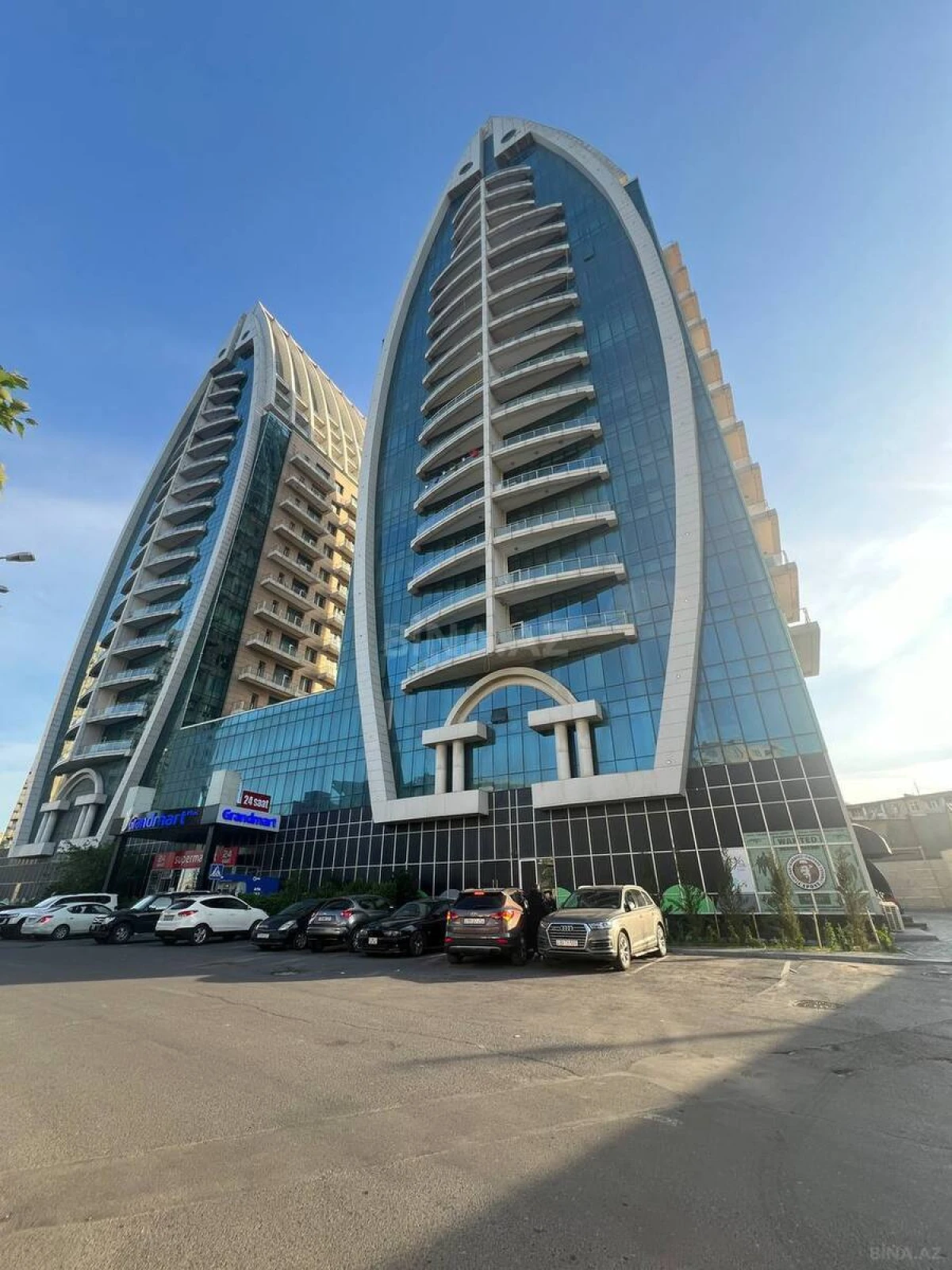 Kirayə verilir 4 otaqlı ofis 122 m²