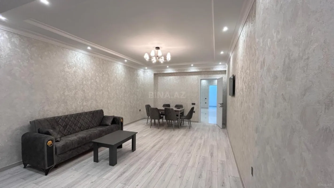 Kirayə verilir 2 otaqlı mənzil 106 m²