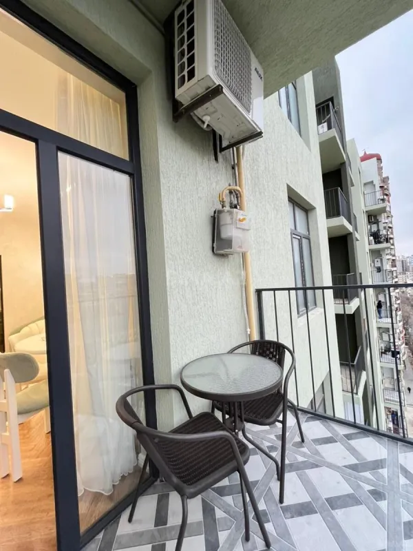 Satılır 2 otaqlı mənzil 63 m²
