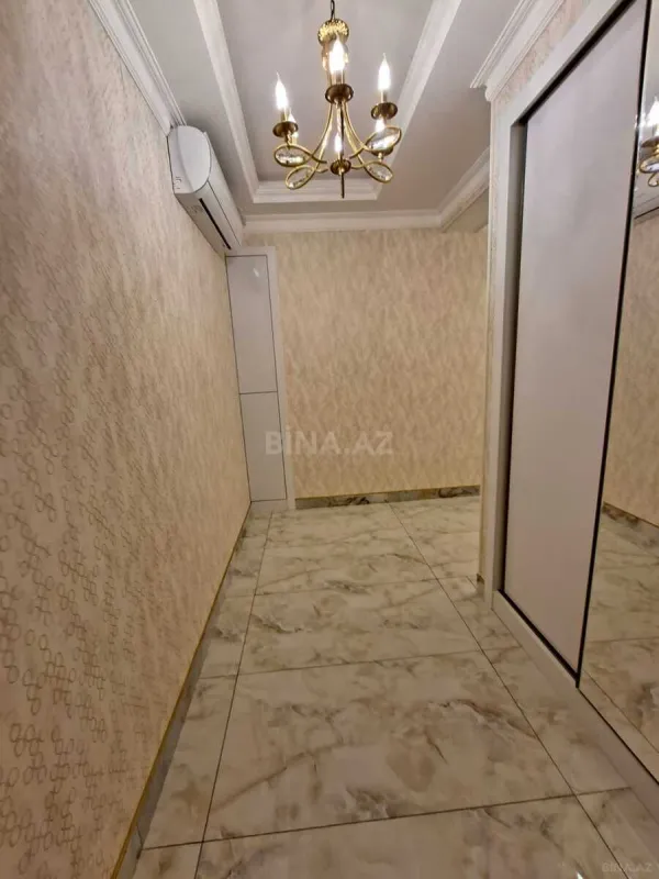 Satılır 2 otaqlı mənzil 80 m²