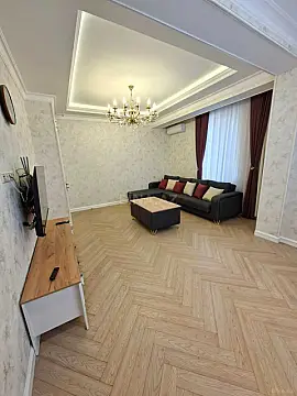 Satılır 2 otaqlı mənzil 80 m²