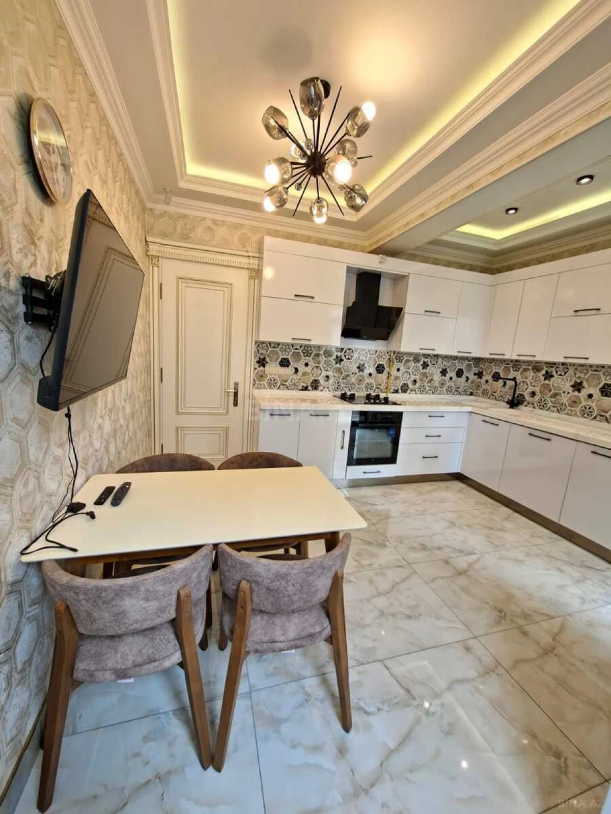 Satılır 2 otaqlı mənzil 80 m²