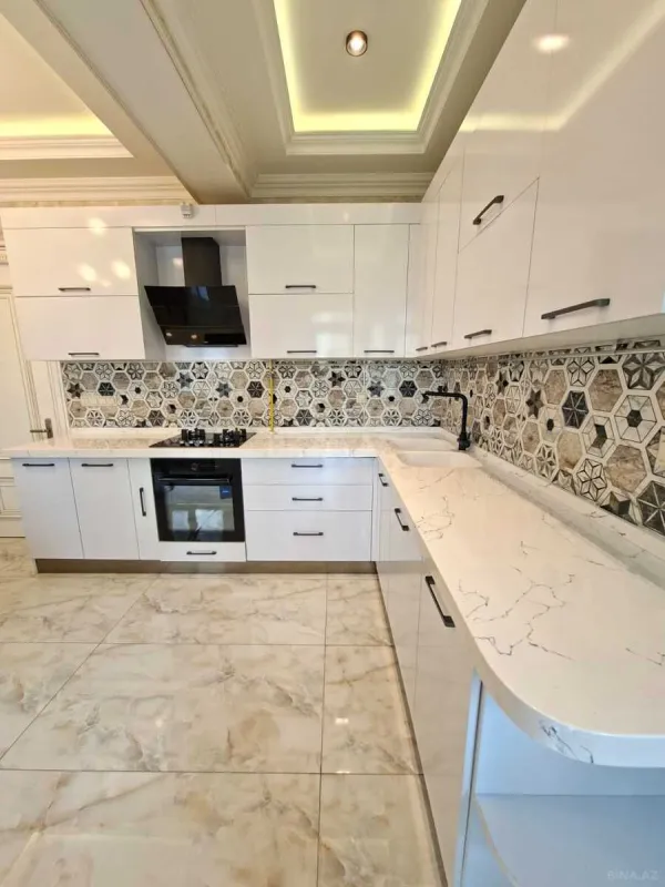 Satılır 2 otaqlı mənzil 80 m²