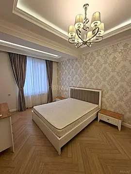 Satılır 2 otaqlı mənzil 80 m²