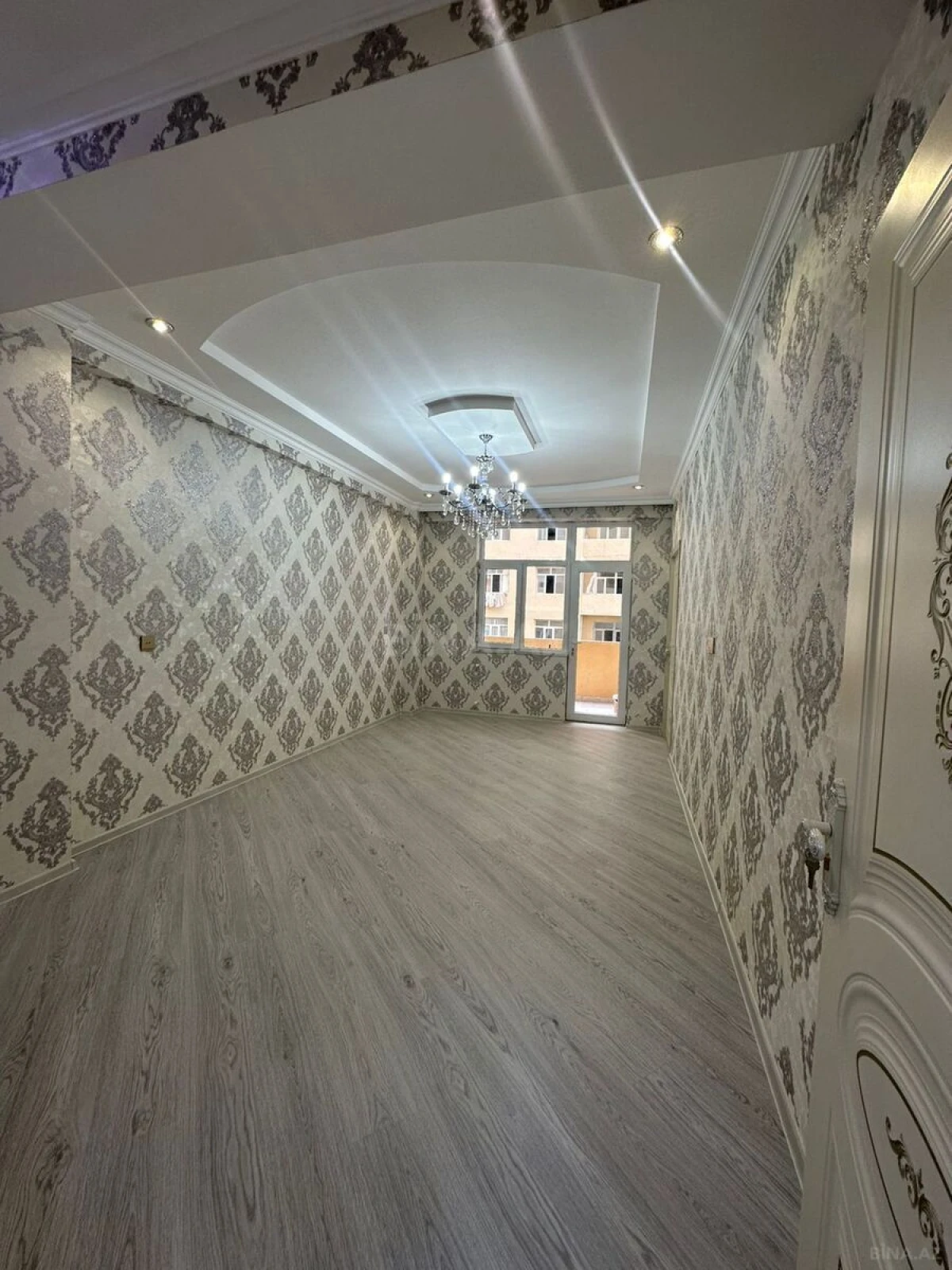 Satılır 2 otaqlı mənzil 60.5 m²