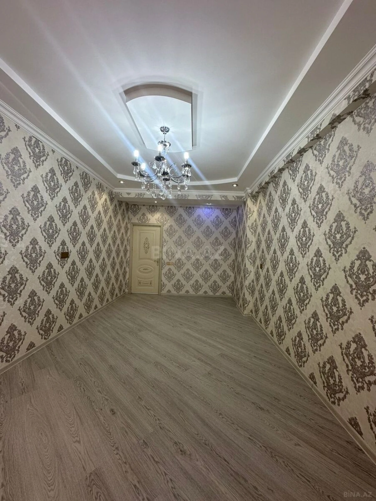 Satılır 2 otaqlı mənzil 60.5 m²