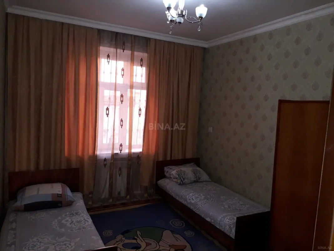 Satılır 2 otaqlı mənzil 65 m²