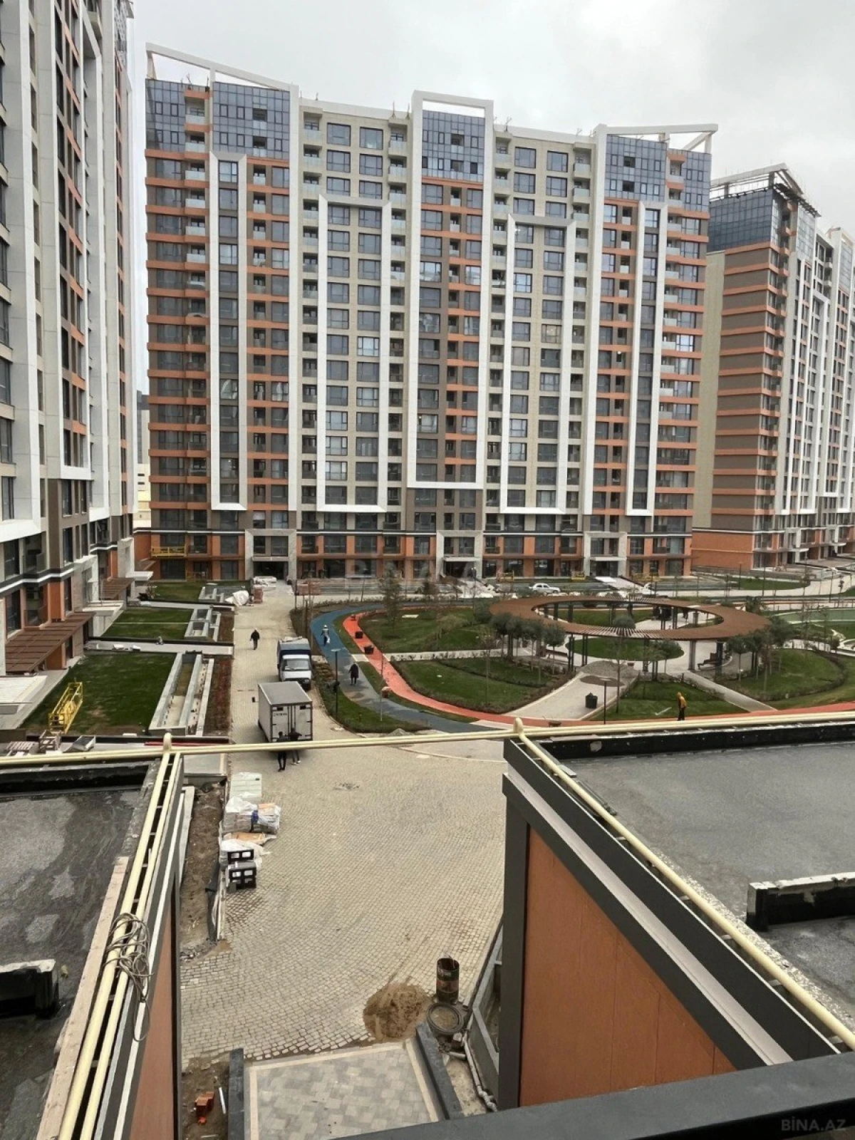 Kirayə verilir 3 otaqlı mənzil 100 m²