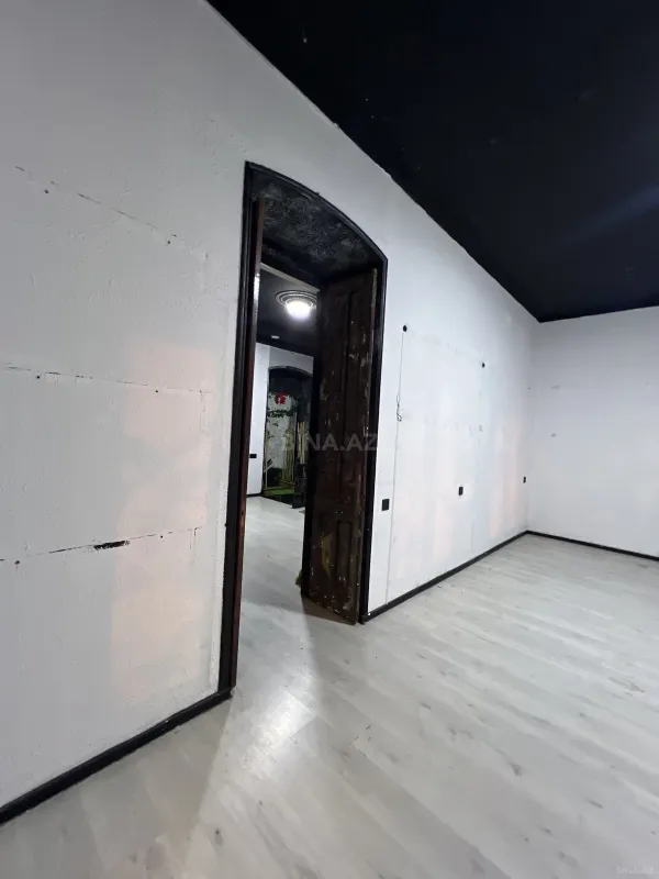 Kirayə verilir 5 otaqlı ofis 150 m²