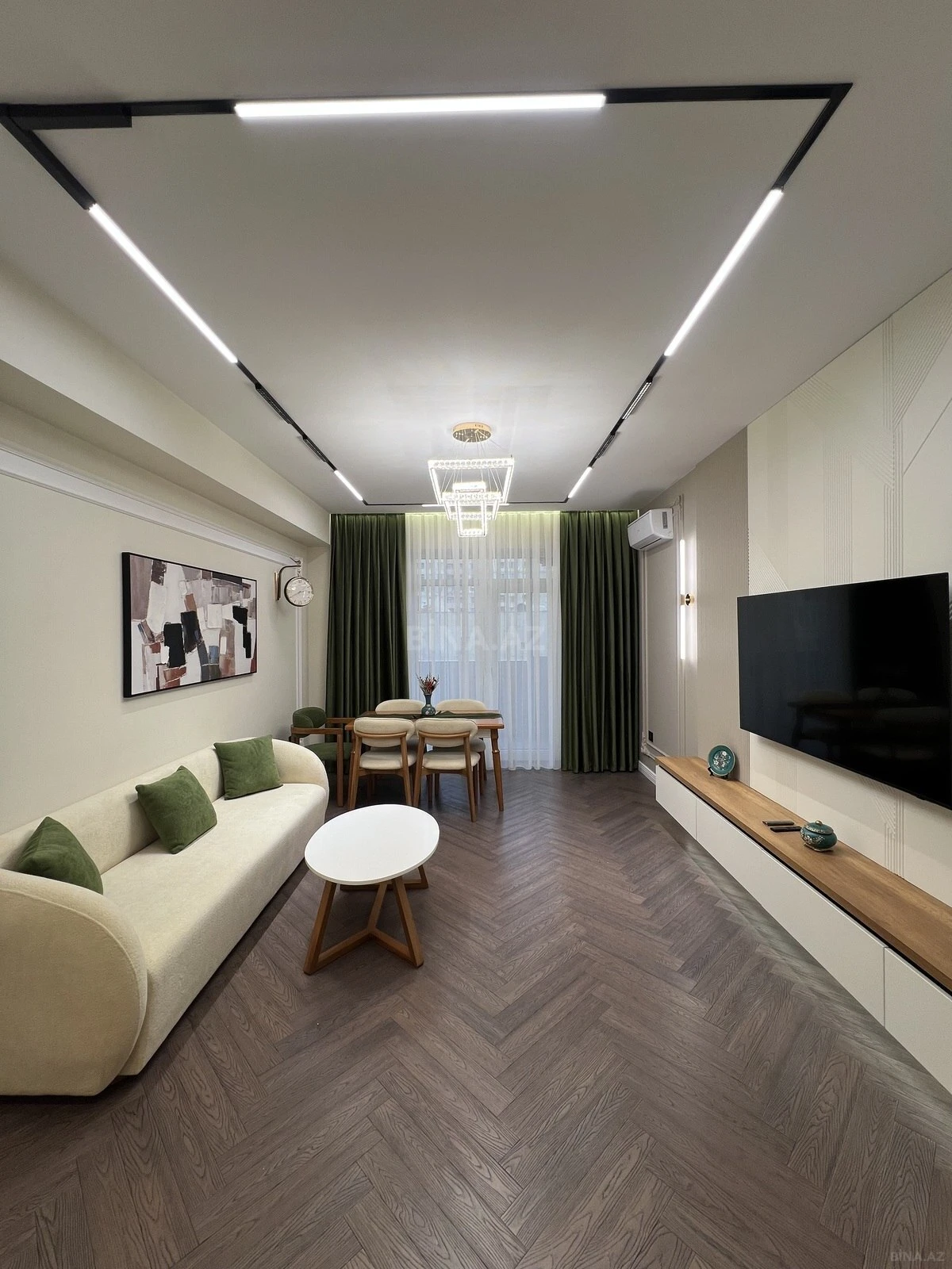 Satılır 3 otaqlı mənzil 98 m²