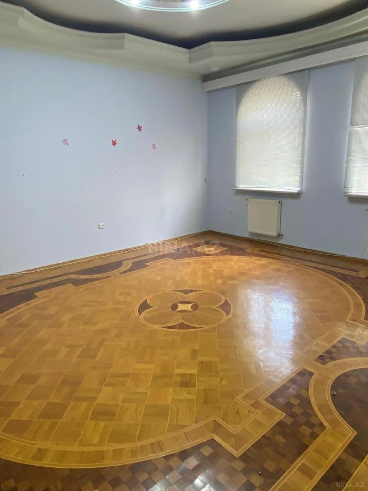 Kirayə verilir 8 otaqlı ofis 480 m²