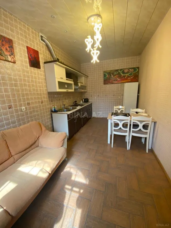 Kirayə verilir 8 otaqlı ofis 480 m²