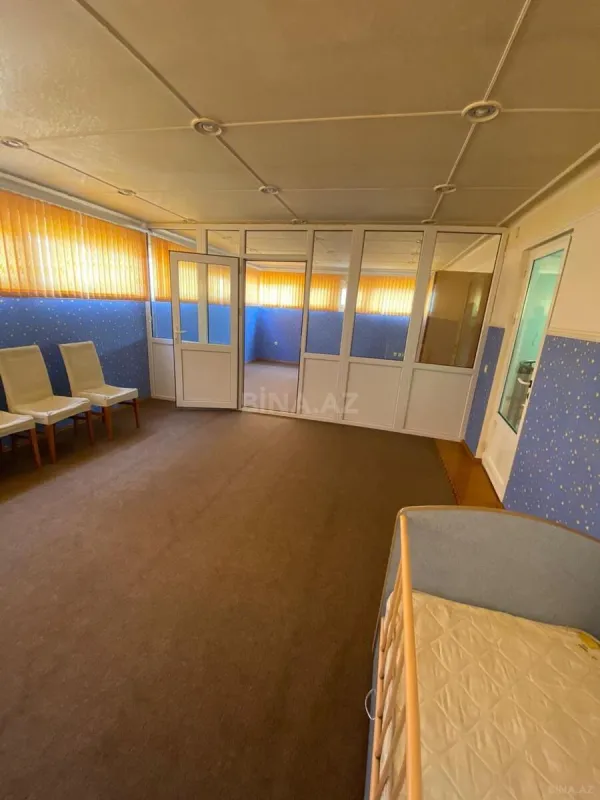 Kirayə verilir 8 otaqlı ofis 480 m²