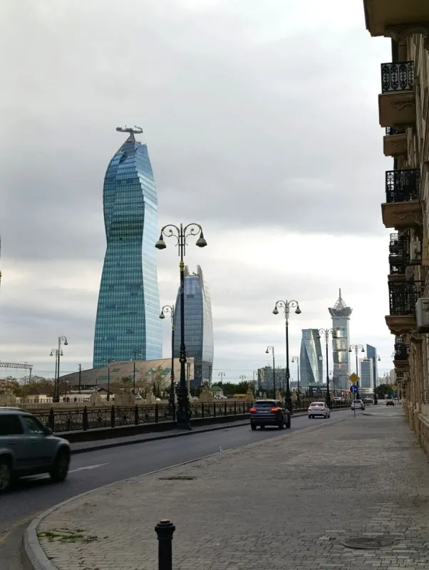 Satılır 3 otaqlı mənzil 85 m²