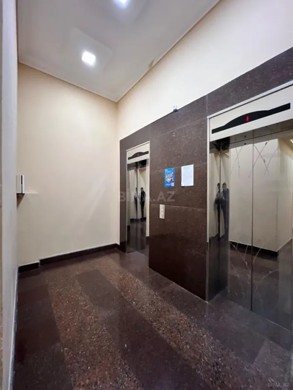 Satılır 2 otaqlı mənzil 73 m²