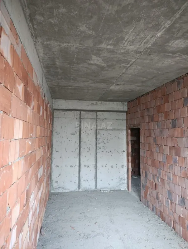 Satılır 1 otaqlı mənzil 49.5 m²