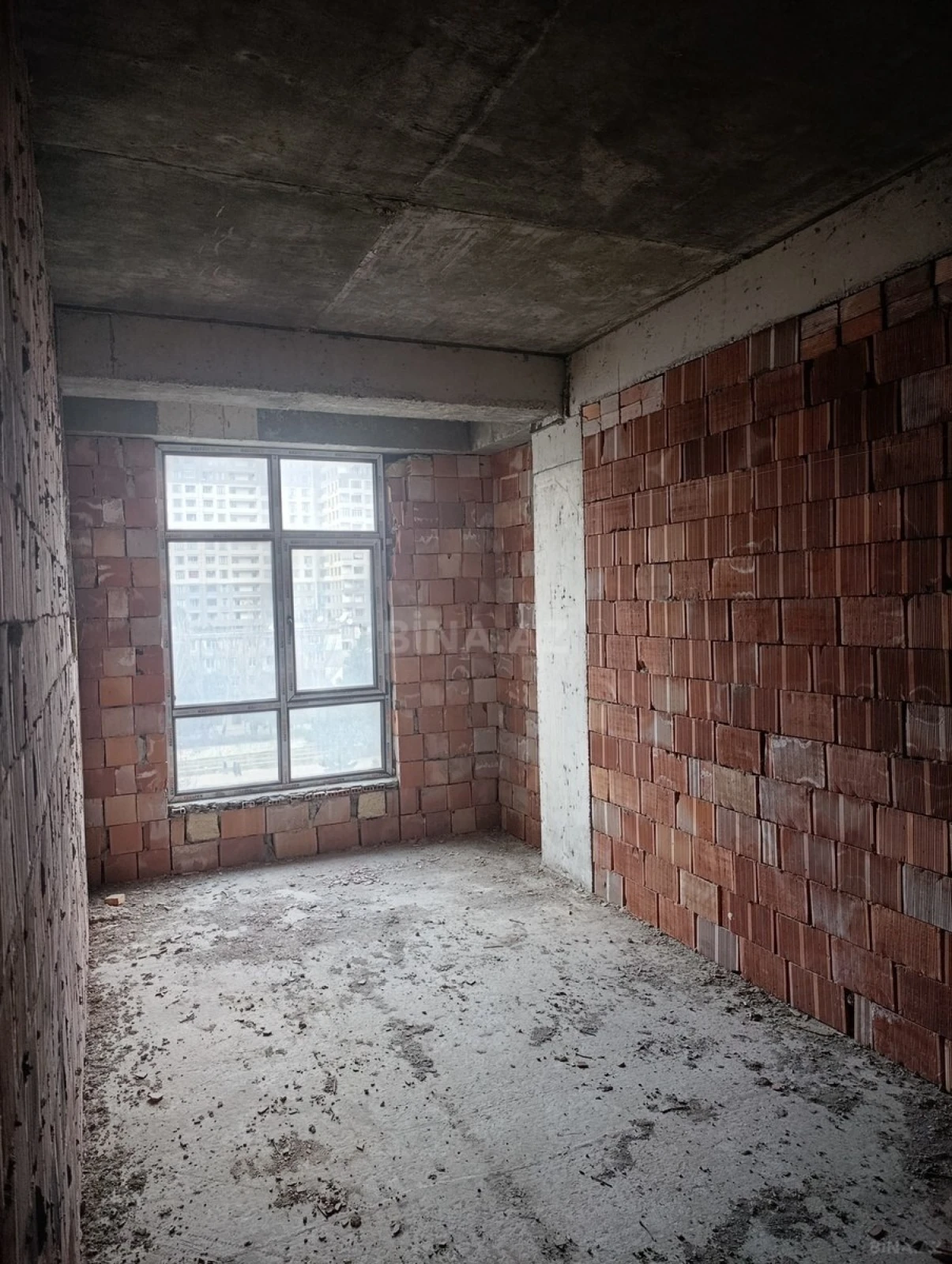 Satılır 1 otaqlı mənzil 49.5 m²