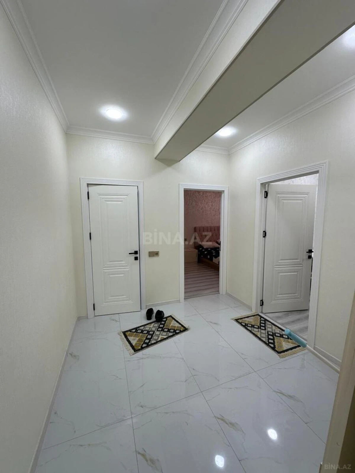 Satılır 1 otaqlı mənzil 60 m²