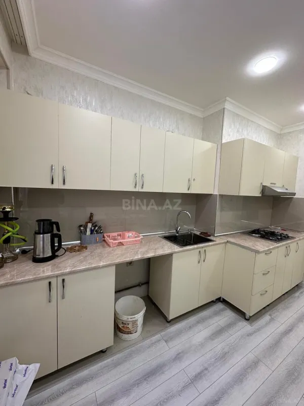 Satılır 1 otaqlı mənzil 60 m²