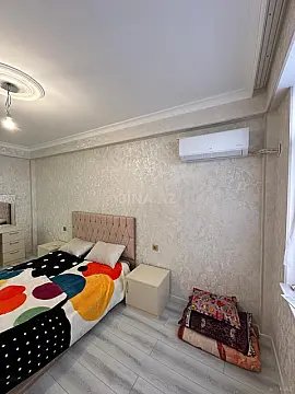 Satılır 1 otaqlı mənzil 60 m²