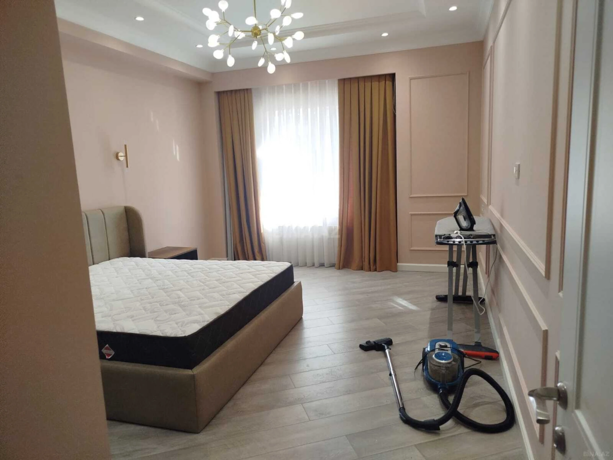 Kirayə verilir 3 otaqlı mənzil 130 m²