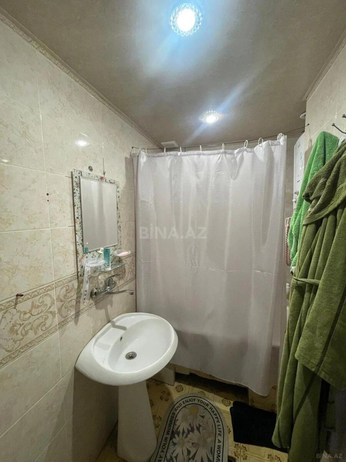 Satılır 2 otaqlı mənzil 65 m²